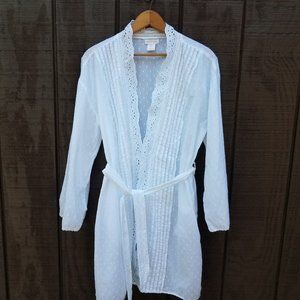 Shabby Chic White Eyelet Robe Tie Front/Pockets, M